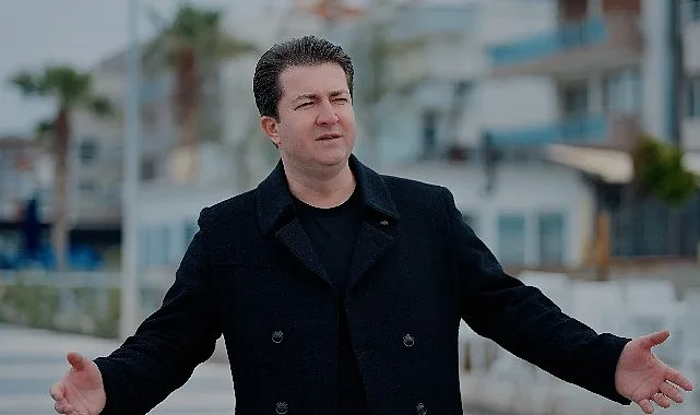 Başarılı ses sanatçısı Ömer Faruk Özcan, müzik kariyerinde yeni bir