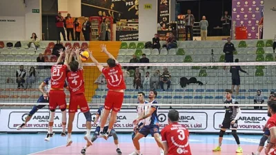 Arabica Coffee House Erkekler 1. Ligi’nde mücadele eden Osmangazi Belediyespor