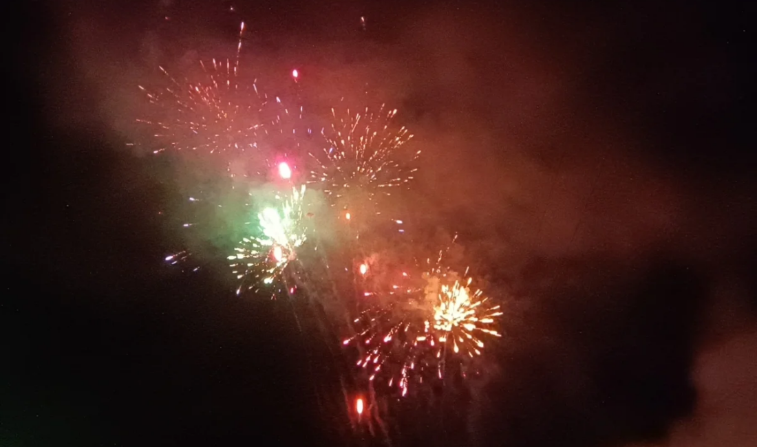 Bilecik’in Pazaryeri ilçesinde 29 Ekim Cumhuriyet Bayramı kutlamaları, akşam saatlerinde