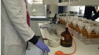 İzmir Büyükşehir Belediyesi, hem üreticinin gelirinin artmasını hem de doğanın