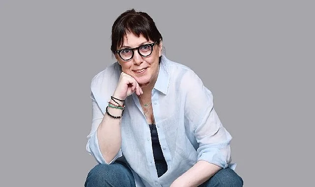 Bazı bilmeceler çözülmek için değil, yankılanmak için yazılır…
