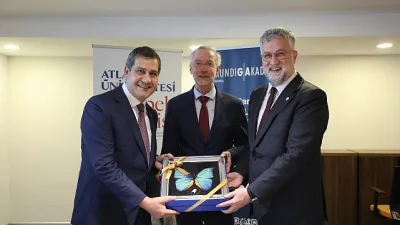 İstanbul Atlas Üniversitesi ve Grundig Akademie Grubu arasında iş birliği