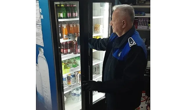 İnegöl Belediyesi Zabıta Müdürlüğü ekipleri, eğitim öğretim yılının başlamasının ardından