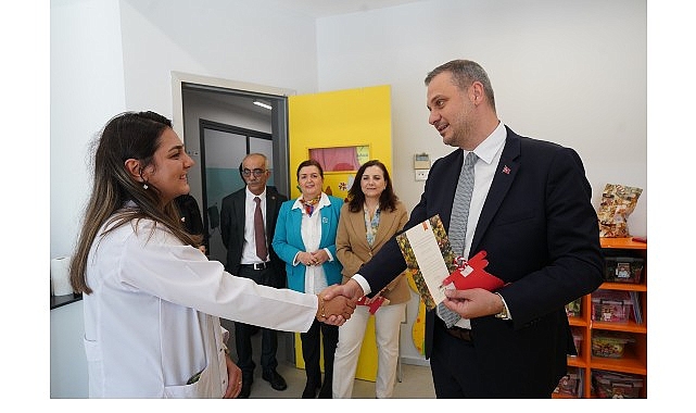 Beylikdüzü Belediyesi, 24 Kasım Öğretmenler Günü kapsamında ilçedeki tüm öğretmenler