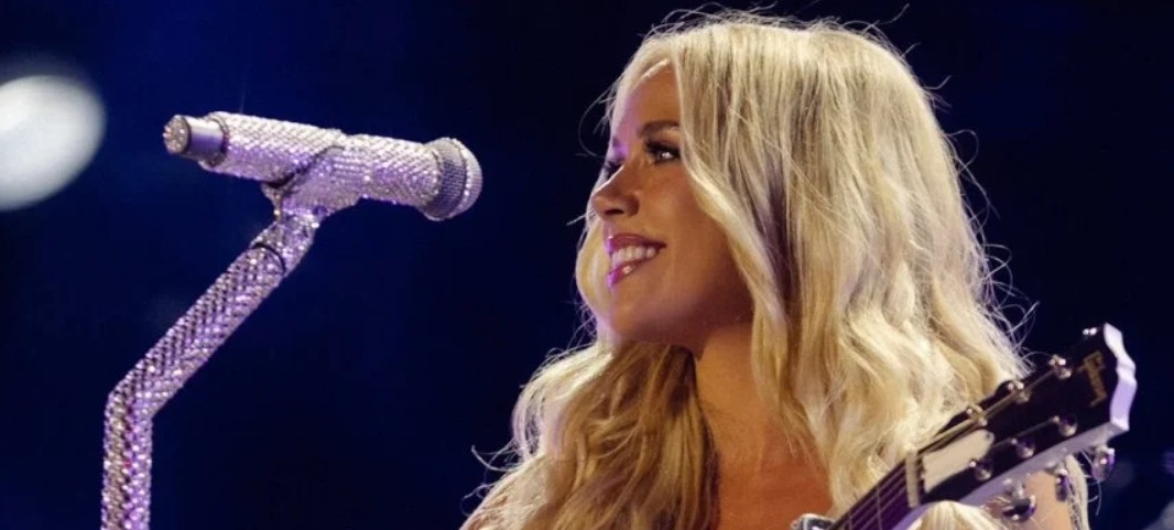 Country müziğin “emo kovboy kızı” Megan Moroney, sosyal medyada başlattığı