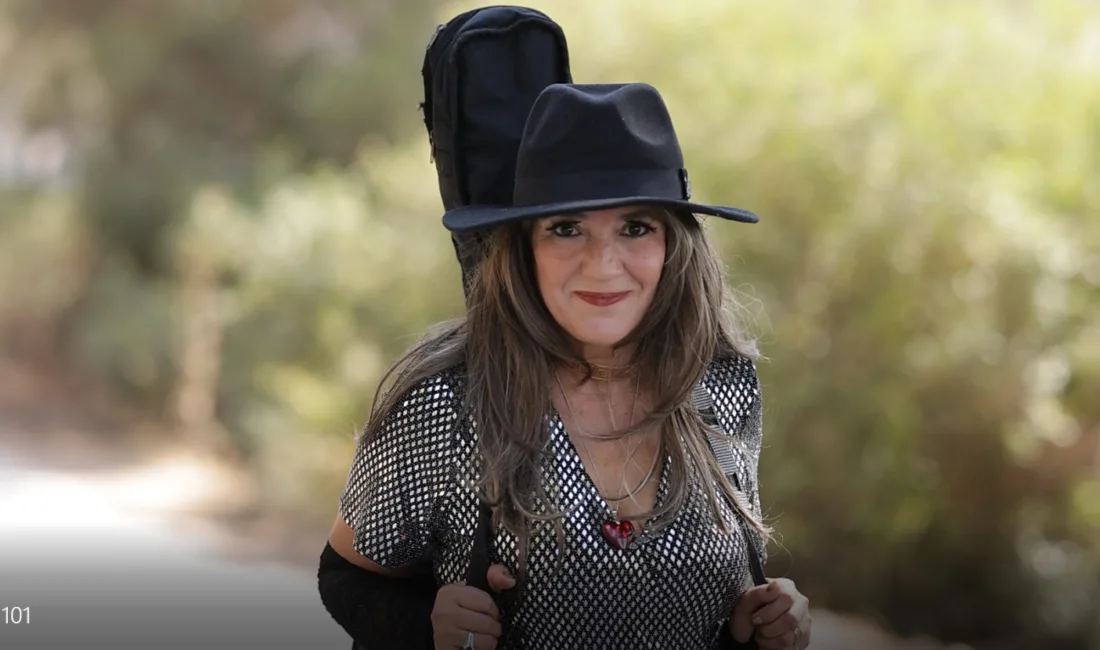 Kendi söz ve besteleriyle müzik dünyasında adından sıkça söz ettiren