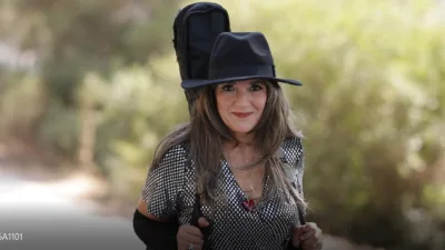 Kendi söz ve besteleriyle müzik dünyasında adından sıkça söz ettiren