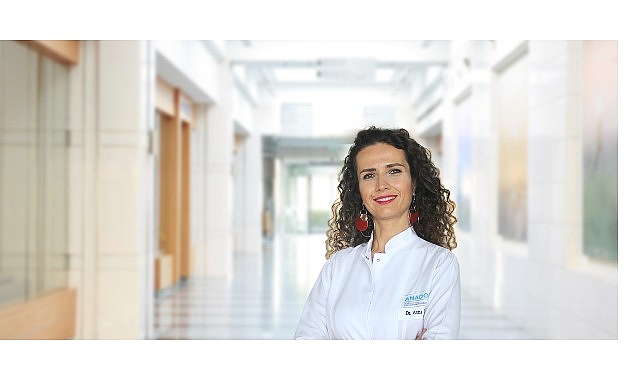 Ağız kokusu, toplumda sık görülen ve sosyal yaşamı olumsuz etkileyen