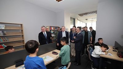 Kocaeli Büyükşehir Belediyesi’nin İzmit Yeşilova’da hizmete açtığı Hasan Doğan Bilgievi