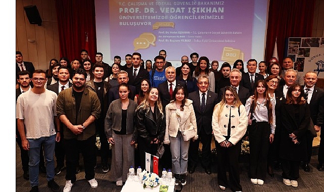 T.C. Çalışma ve Sosyal Güvenlik Bakanı Prof. Dr. Vedat Işıkhan,