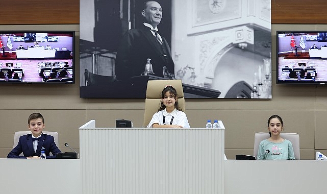 Bakırköy Belediyesi’nin ilk kez hayata geçirdiği Çocuk Meclisi, 20 Kasım
