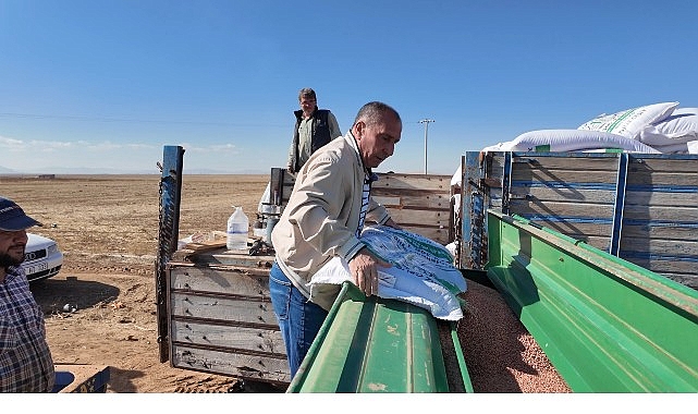 Çumra Belediye Başkanı Mehmet Aydın çiftçi ziyaretlerine devam ediyor. Bu