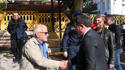 Osmangazi’de yaşayan vatandaşların istek ve taleplerini dinleyerek çözüm önerileri sunmak