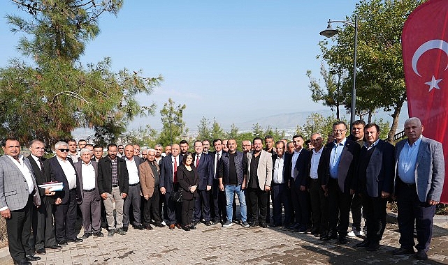 Manisa Büyükşehir Belediye Başkanı Besim Dutlulu, Sarıgöl’de mahalle muhtarları ve