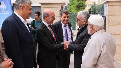 Selçuklu Belediye Başkanı Ahmet Pekyatırmacı “Cuma Buluşmaları” kapsamında Şeker Mahallesi