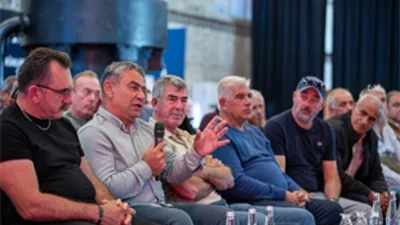 İzmir Büyükşehir Belediye Başkanı Dr. Cemil Tugay, su ürünleri sektörünün