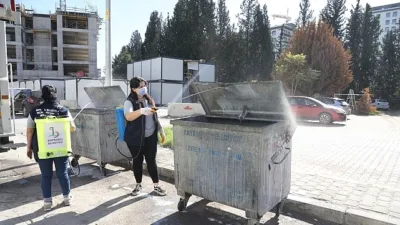 Bayraklı Belediyesi, kapsamlı bir hijyen ve temizlik seferberliği başlattı. İlçe