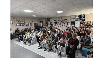 1999 yılından bu yana faaliyetlerini sürdüren Burhaniye Belediyesi Kent Tiyatrosu,