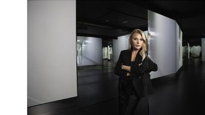 Borusan Contemporary’nin 2025-2026 sezon sergisi “Dönüşen Yeryüzü”, çağımızın en önemli görsel tanıklarından biri