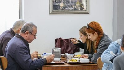 Türkiye Cumhuriyeti'nin kurucusu Gazi Mustafa Kemal Atatürk, ebediyete intikalinin 87.