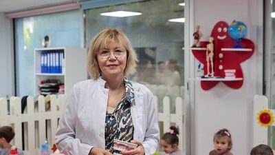 Buca Belediyesi, ilçedeki çocuklara ağız ve diş sağlığı eğitimleri vermeyi