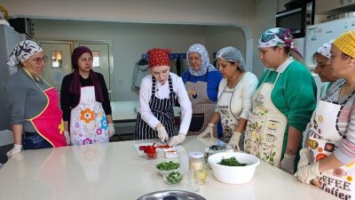 Buca Belediyesi’nin, Buca Halk Eğitimi Merkezi iş birliğiyle Evka-1 Semt