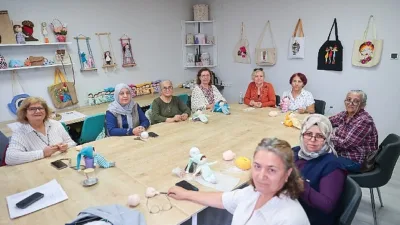 Buca Belediyesi, lösemiyle mücadele eden çocuklara moral vermek için örnek