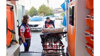 Burhaniye Belediyesi, hastalıkta ve sağlıkta vatandaşın yanında. "Evde Bakım ve