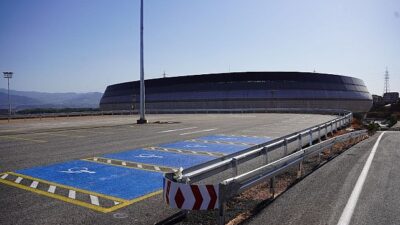 Kocaeli Büyükşehir Belediyesi, son yıllarda yaptığı ulaşım yatırımlarıyla hem kent