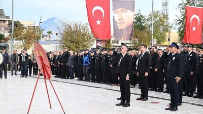Türk ve dünya tarihine adını altın harflerle yazdıran, Türk milletini
