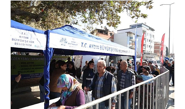 Aydın Büyükşehir Belediye Başkanı Özlem Çerçioğlu, Ata Tohumlarını Germencik'te vatandaşlarla