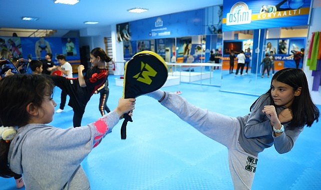 Antalya Büyükşehir Belediyesi, yılın her günü Antalyalı çocukların gelişimi, eğitimi