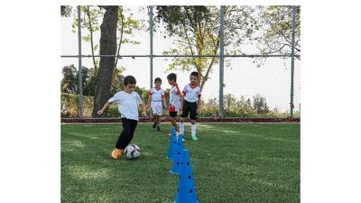 Antalya Büyükşehir Belediyesi Futbol Akademisi, çocukların erken yaşta yeteneklerini keşfetmek