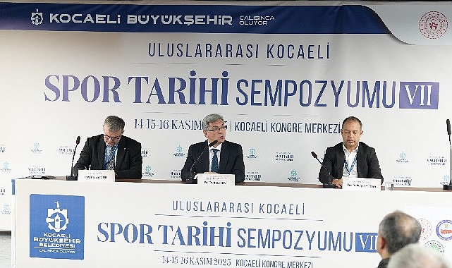 Büyükşehir Belediyesi’nin ev sahipliğinde gerçekleşen Uluslararası Kocaeli Spor Tarihi Sempozyumu