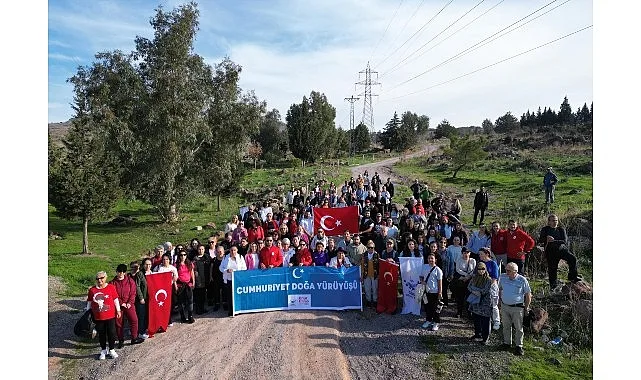 Çiğli’de Cumhuriyet Bayramı coşkusu, doğayla iç içe bir etkinlikle noktalandı.