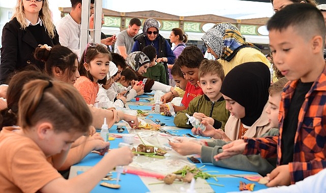 Osmangazi Belediyesi tarafından bu birincisi düzenlenen Osmangazi Kitap Fuarı, 9