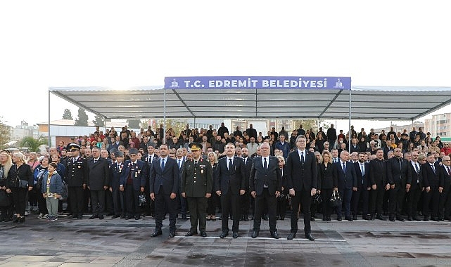 Türkiye Cumhuriyeti’nin kurucusu Ulu Önder Gazi Mustafa Kemal Atatürk, aramızdan