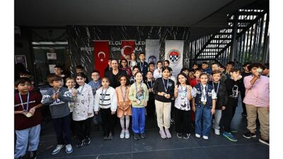 Efes Selçuk Belediyesi’nin, Türkiye Satranç Federasyonu iş birliğiyle Gazi Mustafa