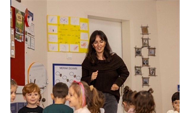 Başak Köse, henüz 4 yaşındayken İzmir Büyükşehir Belediyesi’ne bağlı ve
