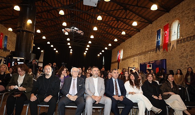 2000’li yılların başında fasonculuktan katma değerli ihracata yönelmek için tasarıma