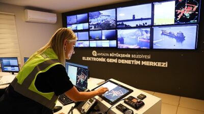 Antalya Büyükşehir Belediyesi’nin deniz kirliliğini önlemek amacıyla hayata geçirdiği Elektronik