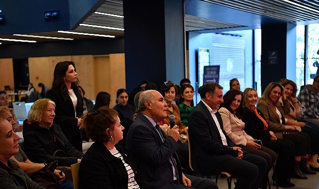 Beylikdüzü Belediyesi, halk sağlığı günleri kapsamında düzenlediği farkındalık seminerinde estetik