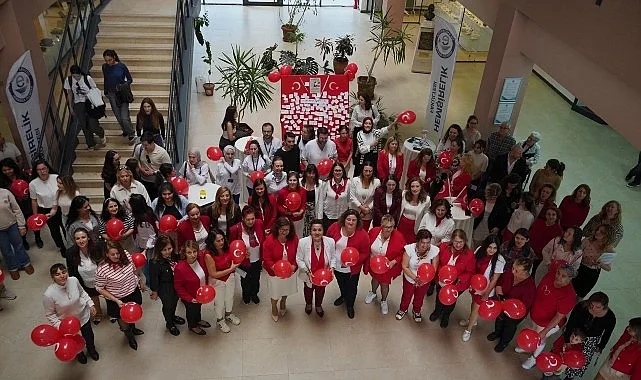 Ege Üniversitesi (EÜ), “Cumhuriyet ve Atatürk Günleri” etkinlikleri kapsamında Hemşirelik