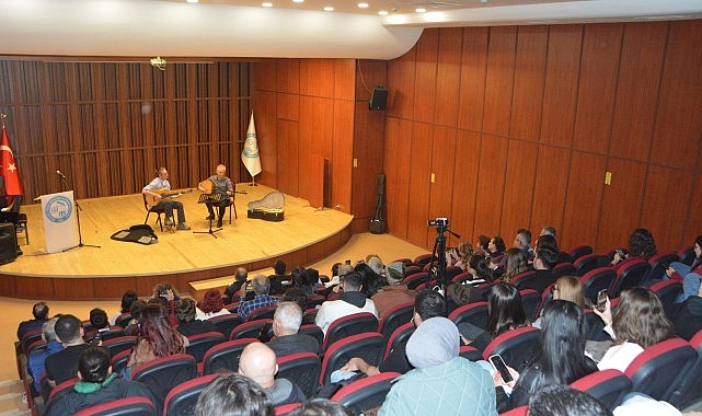 Ege Üniversitesi (EÜ) Devlet Türk Musikisi Konservatuarı (DTMK) Öğr. Gör.