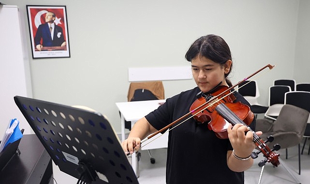 Antalya Büyükşehir Belediyesi İsmail Baha Sürelsan Konservatuvarı’nda 2025-2026 eğitim öğretim