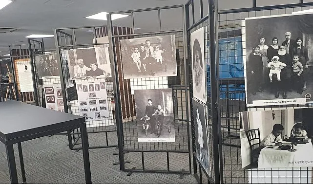 Mert Rüstem, dedesi Hamza Rüstem’in Girit ve İzmir fotoğraflarından oluşan