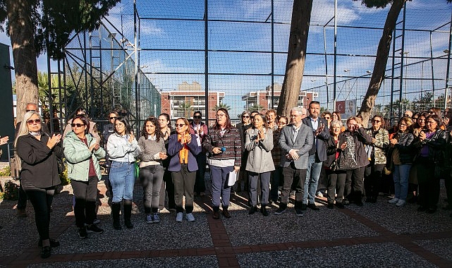 Güzelbahçe Belediye Başkanı Mustafa Günay, 24 Kasım Öğretmenler Günü dolayısıyla