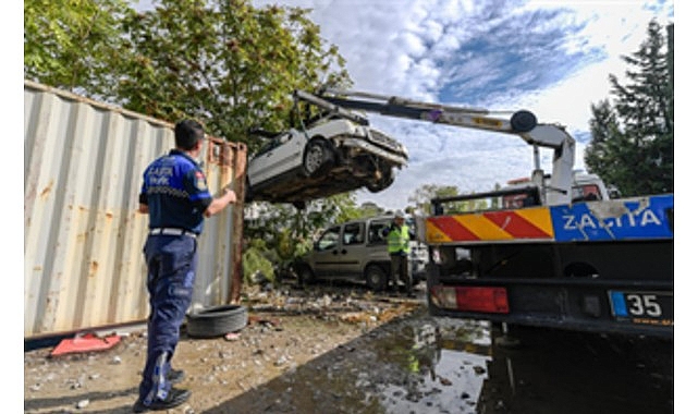 Türkiye’de ilk kez İzmir Büyükşehir Belediyesi tarafından kurulan Hurda Araç