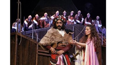 İstanbul Büyükşehir Belediyesi Şehir Tiyatroları, tiyatro sezonunun yeni haftasında 14