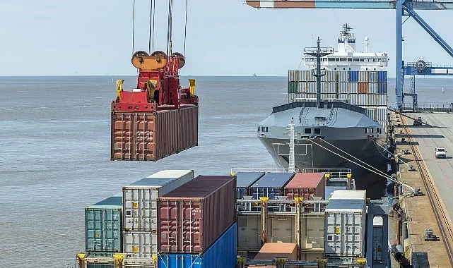 İhracat pariteye tutundu Ekim ayında EİB’den 1 milyar 641 milyon dolar ihracat Ekim ayında Ege İhracatçı Birlikleri’nin ihracatı yüzde 1,8’lik artışla 1